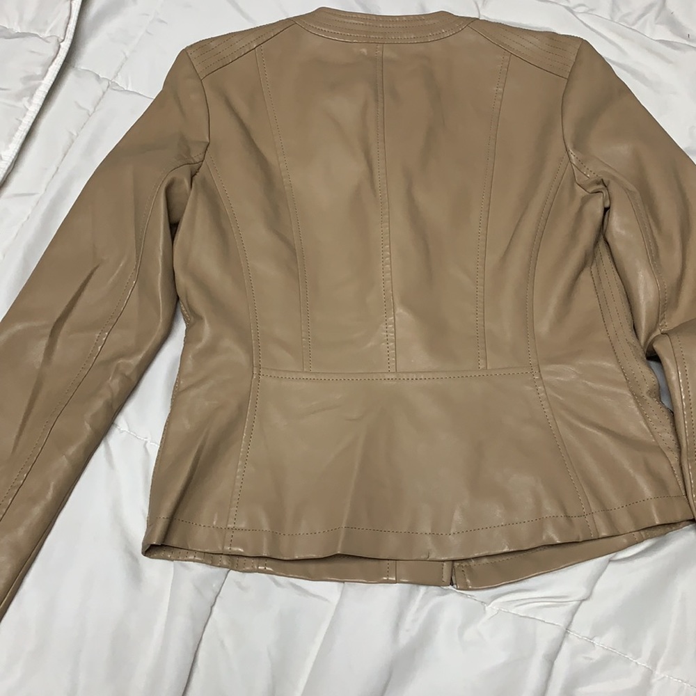 Jacket - Picture 3 of 3